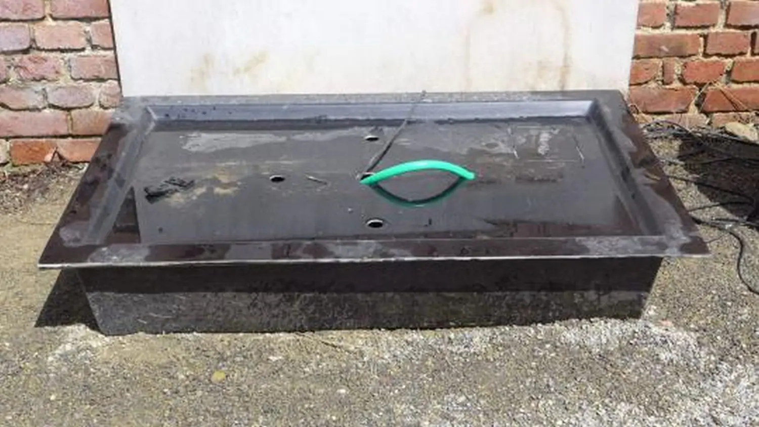  Product image 4 of the product “Buddha-head (relief ) as a water feature, 155cm height, cast stone, handcrafted & coloured ”